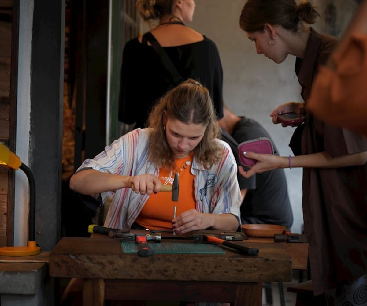 Anna Wiśniewska working at a workbench